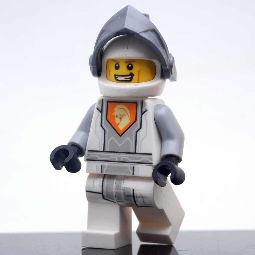 LEGO Lance Battle Suit *used Nexo Knights *มือสอง