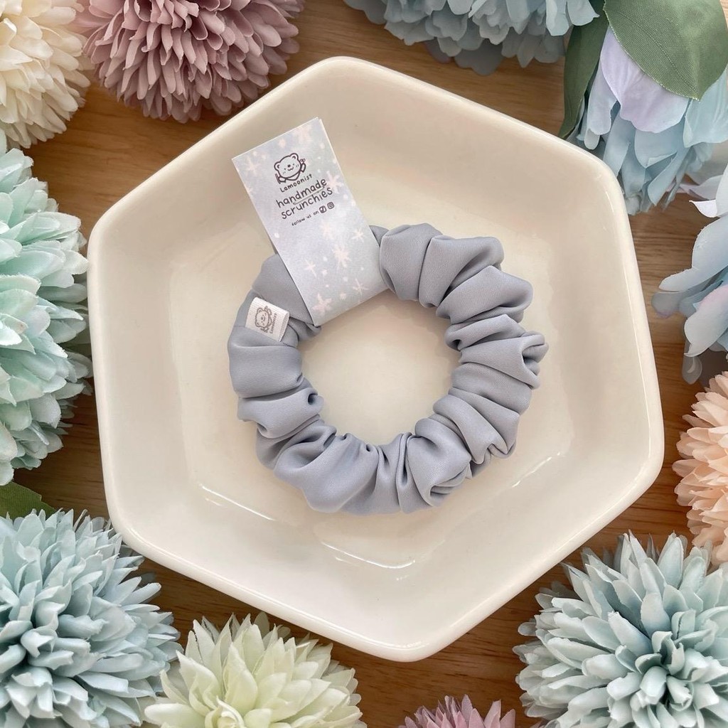Scrunchie • Petite • Matte satin • Smoky blue