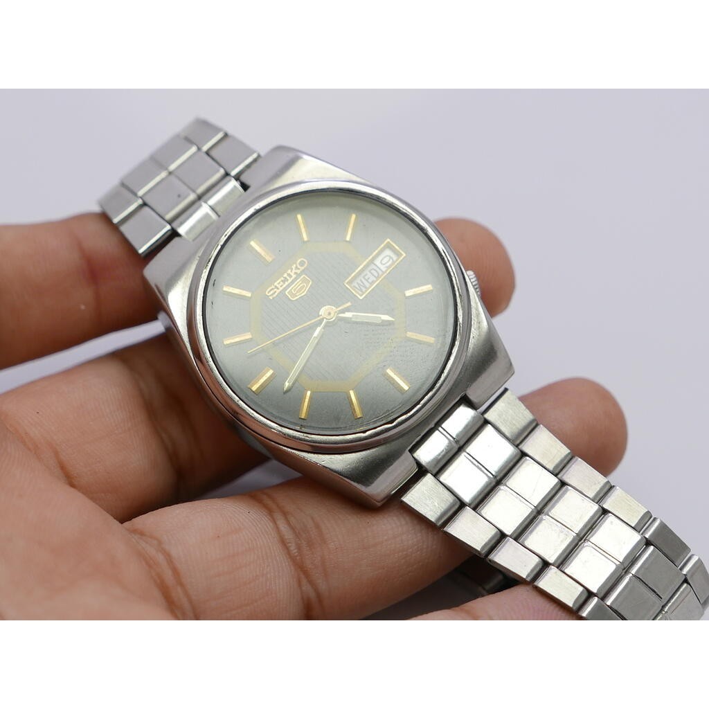 นาฬิกา Vintage มือสองญี่ปุ่น Seiko5 ระบบ Automatic 6309 800B ผู้ชาย หน้าปัดสีดำลาย 37มม เสียต้องล้างเครื่อง ขายตามสภาพ