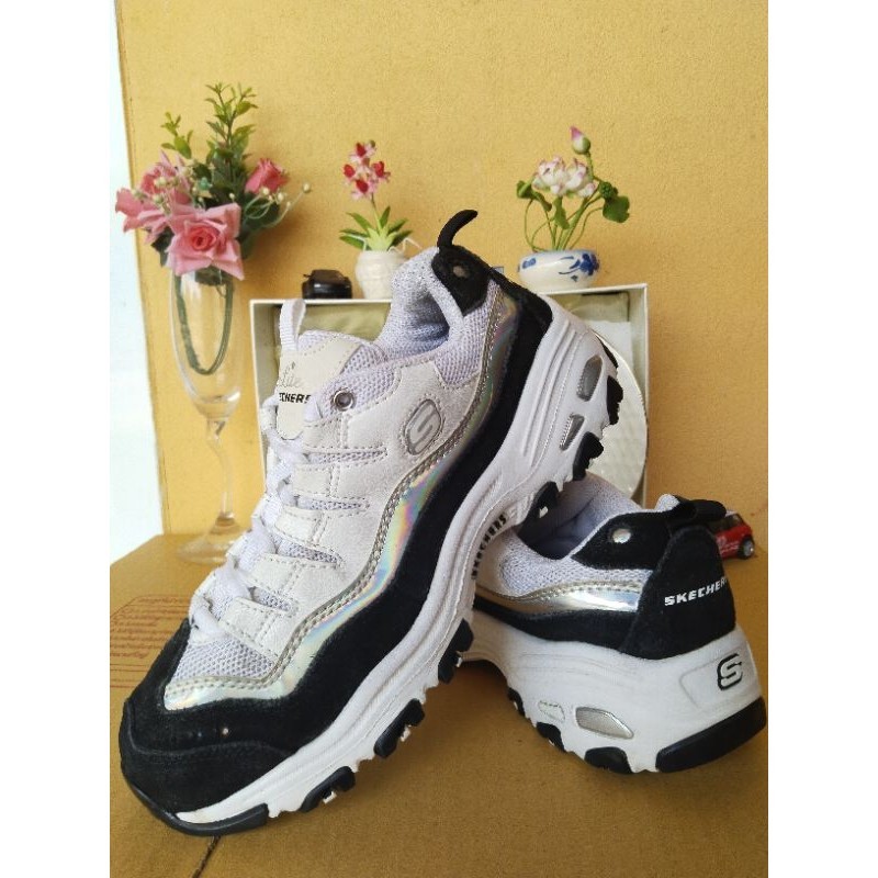 รองเท้า Skechers D,Lites สีขาว หนังกลับทรงสวย ไซส์ 37.5-24 ความยาว 37.5-24 งานสวย พื้นเต็ม ซอฟในเดิม