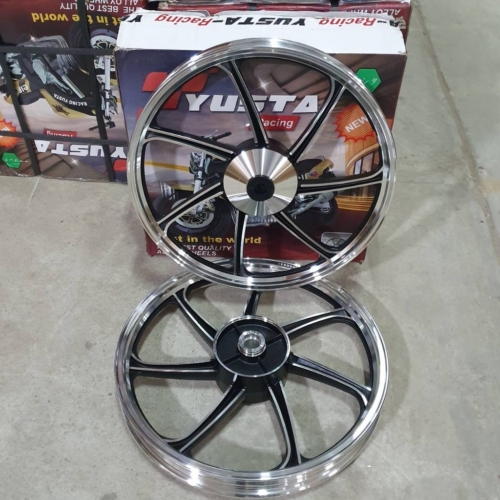 ดรีมซุปเปอร์คัพ ล้อแม็ก DREAM SUPERCUB 7ก้าน 1.40/1.40x17 หน้าดั้มหลังดั้ม สีดำปัดก้าน