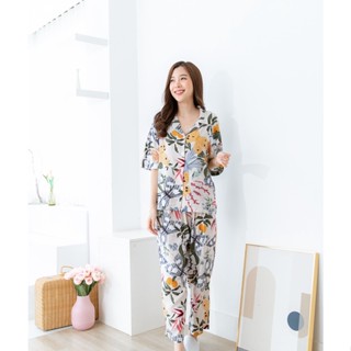 ชุดนอน Muslin pajamas [ โค้ด MUSSEP130 ลด 130 ฿] ชุดนอนผ้าเยื่อไผ่ Oversize ลายผีเสื้อ (G1)