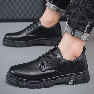 รองเท้าหนังระบายอากาศ หนังสดใส รองเท้าลำลองผู้ชาย เทรนด์เกาหลี ธุรกิจสบายๆ พื้นนุ่มกันลื่น