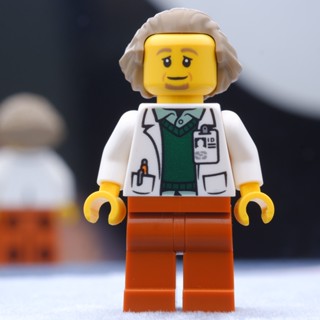 LEGO Dr. Barnaby Wylde 60351 Town &amp; City