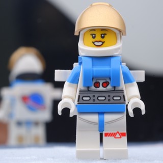 LEGO Lunar Astronaut White Suit Space Town &amp; City