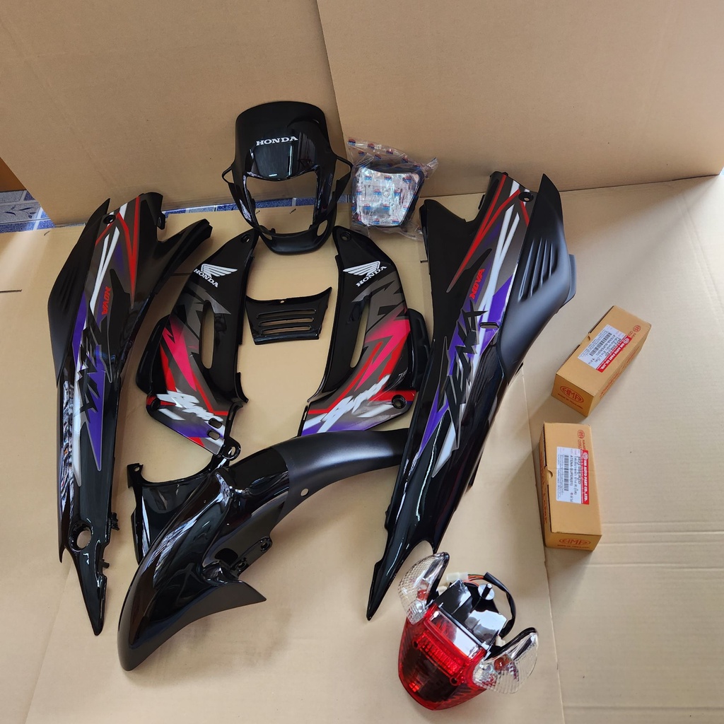 ชุดสี tena rs super เทน่าตัวใหม่ สีดำล้วน ยกชุด8ชิ้น พร้อมไฟหน้า ไฟท้าย ไฟเลี้ยว