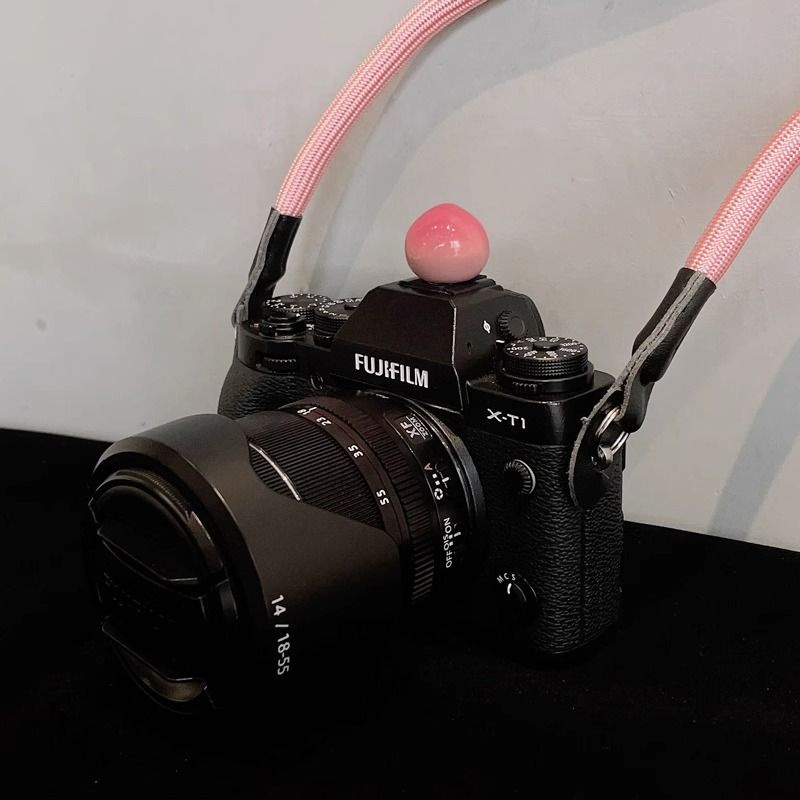 ۞♦◙สายคล้องกล้อง Canon m50 รุ่นที่สอง r50 Nikon z30 Fuji xs10xs20xt30 ฝาครอบรองเท้าร้อนสายรัดข้อมือ