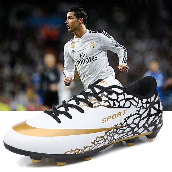 สตั๊ดเด็ก รองเท้าฟุตบอล Cristiano Ronaldo รองเท้าฟุตบอล Assassin ชายผู้ใหญ่หญ้าบดเล็บวัยรุ่นนักเรียนเล็บยาวและสั้นการฝึกอบรมหญิงและเด็กรองเท้าผ้าใบกันลื่น