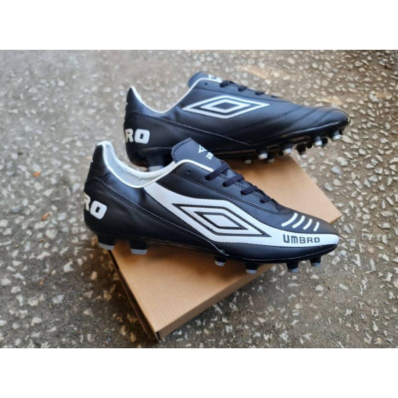 ⚽🥎🚚🚚🚛🚛รองเท้าสตั๊ดสินค้าพร้อมส่งพร้อมกล่องงานสวยคุณภาพดีมีไซส์40--44