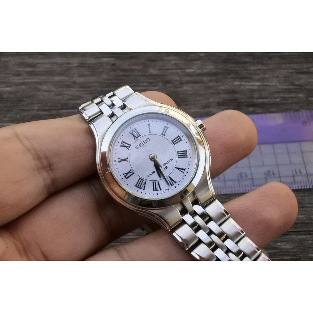 นาฬิกา Vintage มือสองญี่ปุ่น Seiko Solar Radio Control 3B21 6AB0 หน้าปัดตัวเลขโรมัน ทรงกลม ระบบ Quartz30mm ใช้งานได้ปกติ