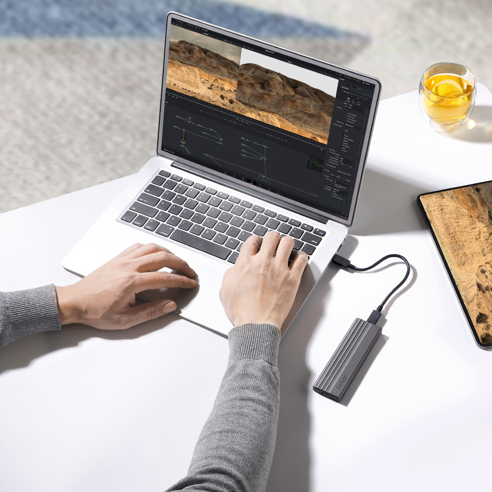 กล่องสำหรับแปลงเอสเอสดี Lexar E300 M.2 SSD Enclosure USB 3.2 Gen 2 (LPAE300-RNBNG)_4