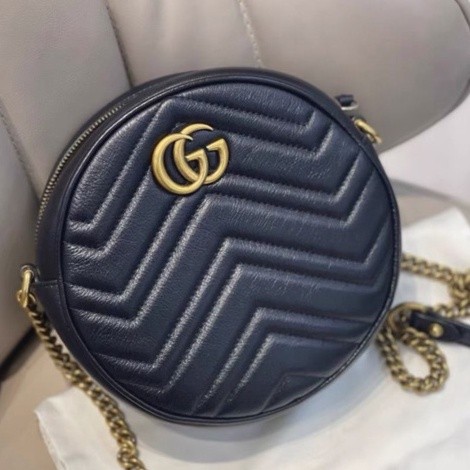 GUCCI MARMONT GG มือสองกระเป๋าเค้กทรงกลมทรงกลมกระเป๋าเค้กขนาดใหญ่กระเป๋าสะพายข้างกระเป๋าสะพายโซ่สีดำ