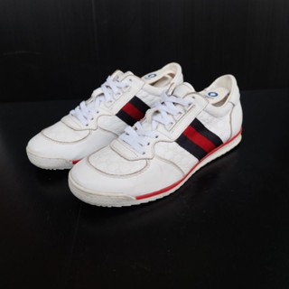 Gucci sneaker Size​ 39-40  แท้​ สภาพดีมาก​ พื้นเต็ม​ เดิมๆ
