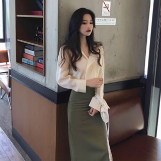 ✘✾₪เทพธิดาสไตล์ชุดสตรี 2023 ฤดูใบไม้ผลิใหม่ Royal Sister Temperament Chic อเนกประสงค์ Slim Top + กระโปรง 2 ชิ้นชุดผู้หญิ