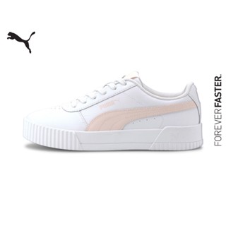 PUMA BASICS - รองเท้ากีฬาผู้หญิงวัสดุหนัง Carina สีขาว - FTW - 37032510