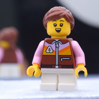 LEGO Reddish Brown Jacket Girl Chinese Town &amp; City