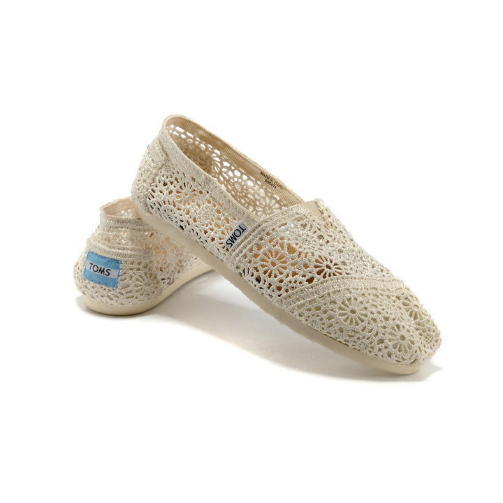TOMS รองเท้าผ้าใบลําลอง ส้นแบน สีเบจ สําหรับสตรี ไซซ์ 35-40