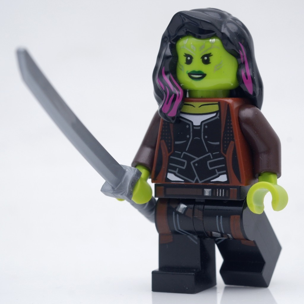 LEGO Marvel Gamora Brown Coat *new