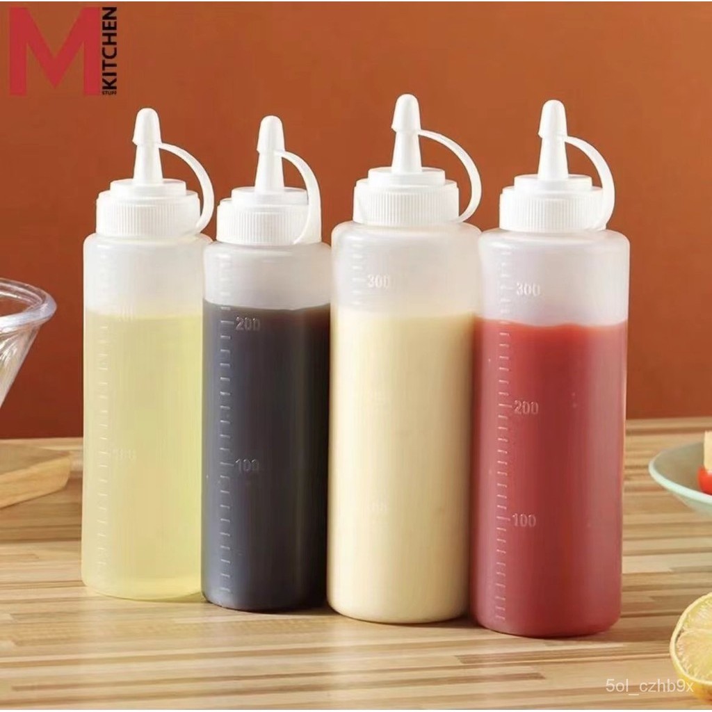 ขวดบีบซอส วัสดุ PE เกรดอาหาร มีฝาปิด มีให้เลือก5ขนาด 250ml-900ml Sauce bottle