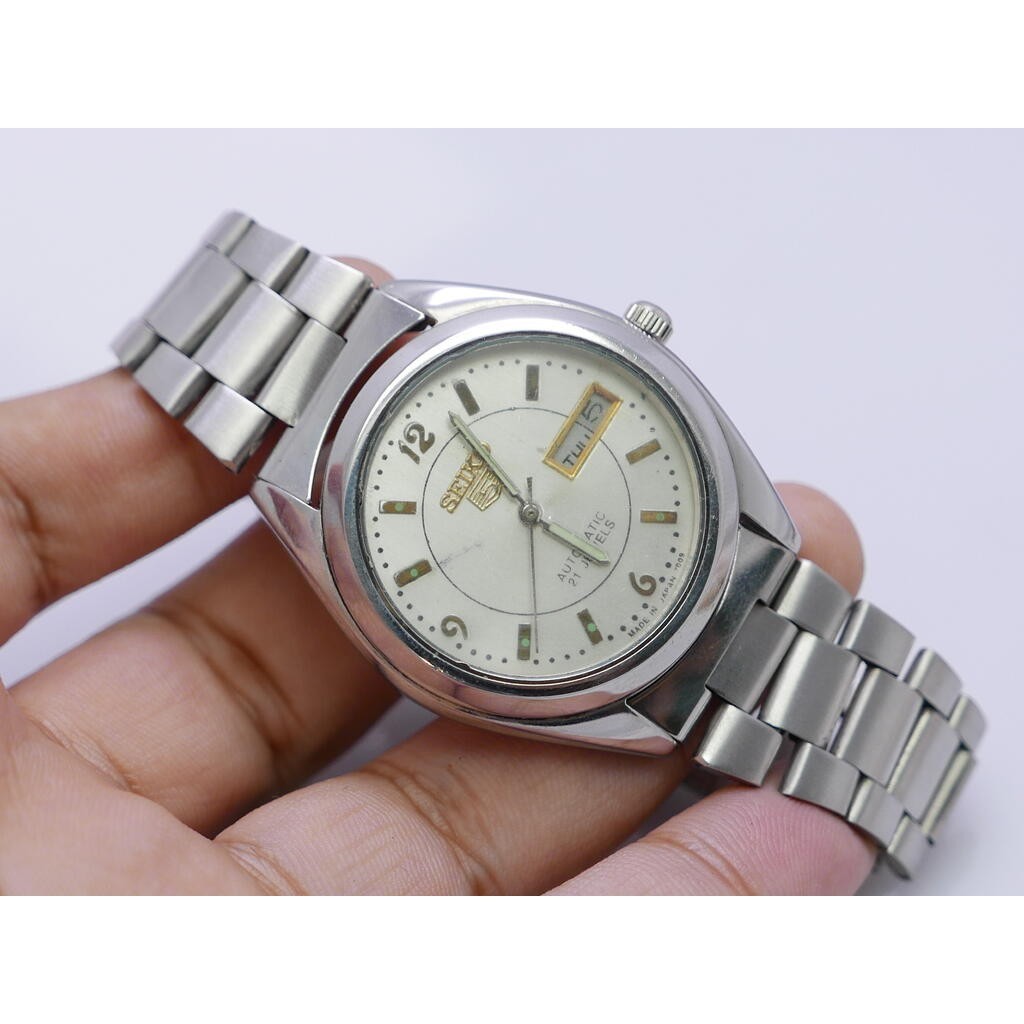 นาฬิกา Vintage มือสองญี่ปุ่น Seiko5 ระบบ Automatic 6309 8210 ผู้ชาย หน้าขาว 39มม เสียต้องล้างเครื่อง ขายตามสภาพ