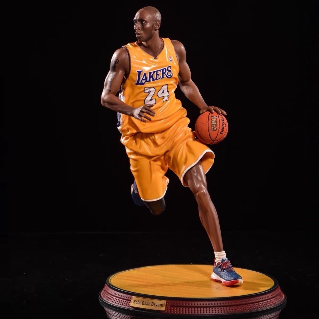 ☾✧﹊ของที่ระลึกจากตุ๊กตาชื่อดัง Kobe Bryant