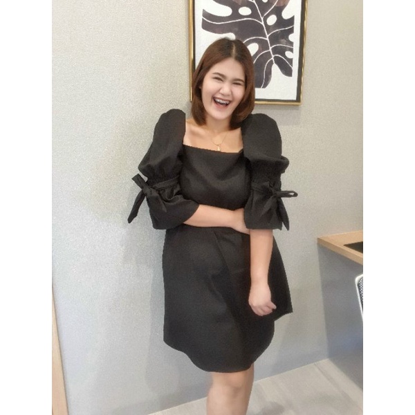 ส่งต่อเดรสสาวอวบ สีดำ แบรนด์ MUENFUN