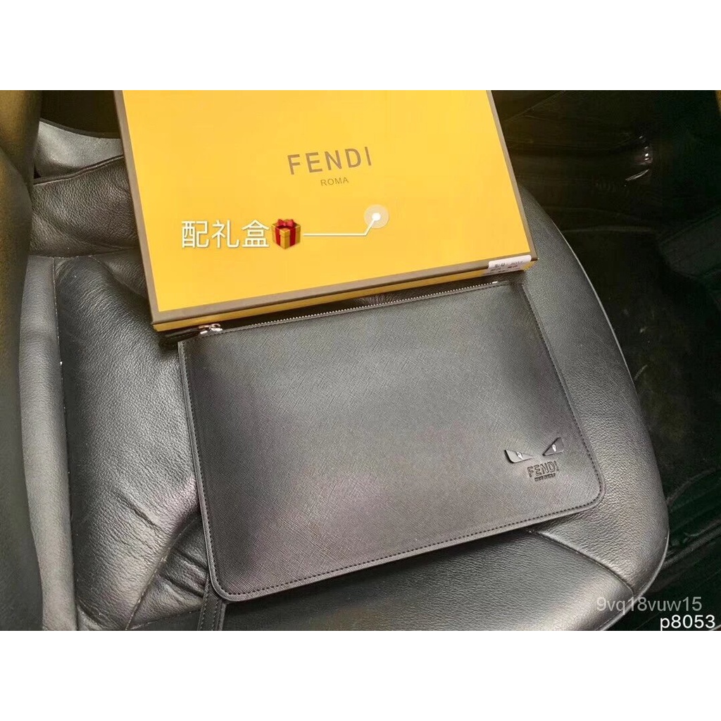 Fendi Men's กระเป๋าถือลำลองสำหรับนักธุรกิจความจุขนาดใหญ่กระเป๋าผู้ชายอินเทรนด์หนังแท้ขนาดใหญ่ความจุขนาดใหญ่