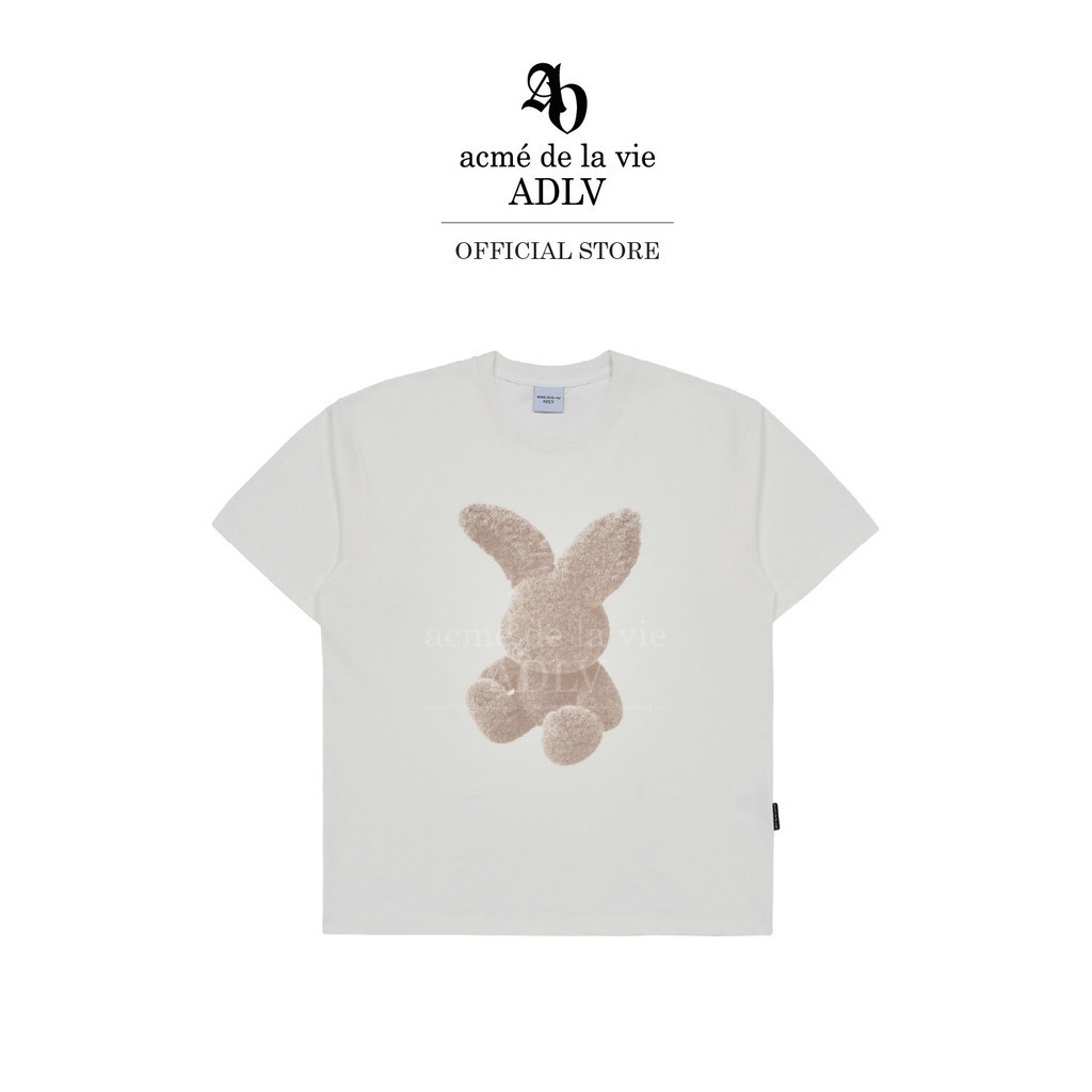 ADLV [acme de la vie] เสื้อยืด Oversize รุ่น Fuzzy Rabbit Short Sleeve T-Shirt Cream (50062ORBSSU_F3CMXX)