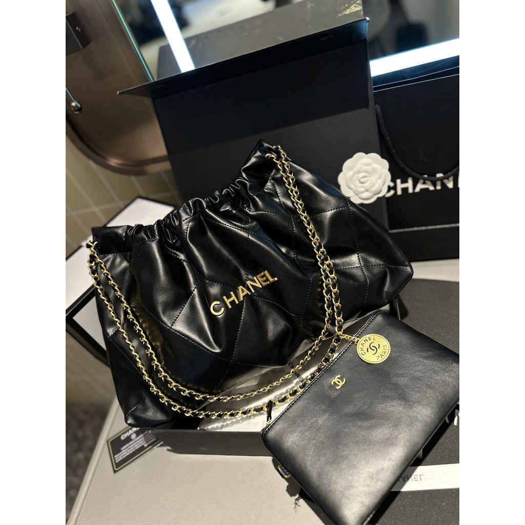 Chanel Crossbody Classic Delicate Practical Practical Bag Bag