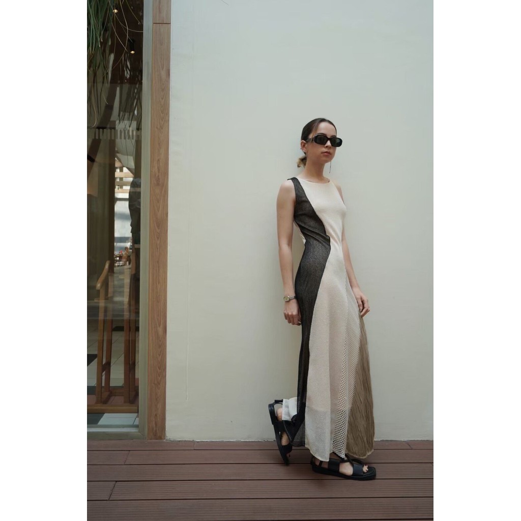 Weekend begins - Noir papillon patchwork maxi dress