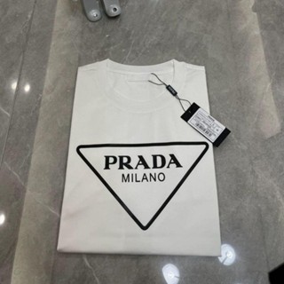 Prada 2022 เสื้อยืดคอกลม แขนสั้น ผ้าฝ้าย พิมพ์ลายโลโก้ PR ตัวอักษร สําหรับผู้ชาย และผู้หญิง