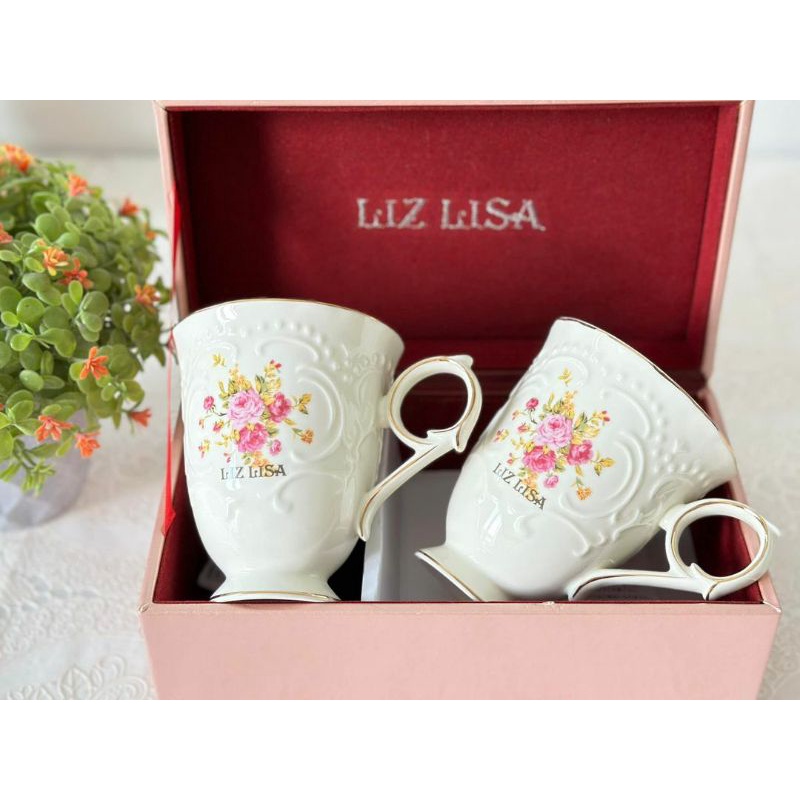 Liz Liza แก้วมัคสีขาวนวล ลายนูน ลายดอกสวยหวาน หูจับสวยหรู ทองครบ ใหม่ มีกล่อง