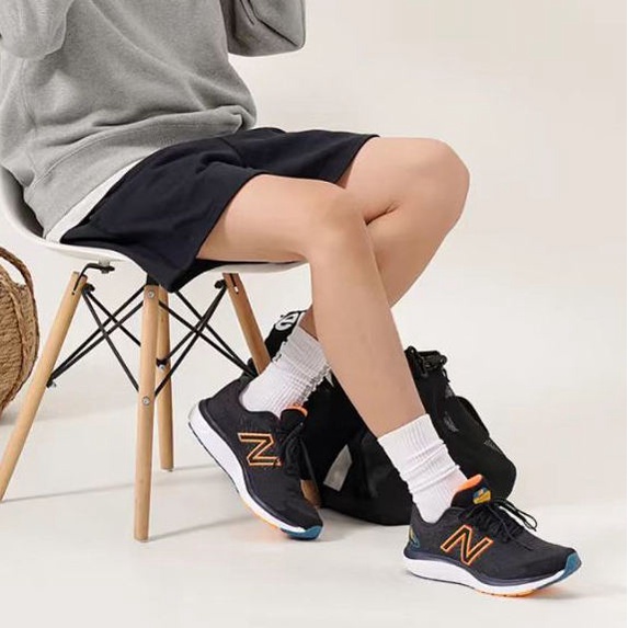 ✘№New Balance/NB Fresh Foam รองเท้าวิ่งลำลองสำหรับผู้ชาย M680CK7 MRL247NB