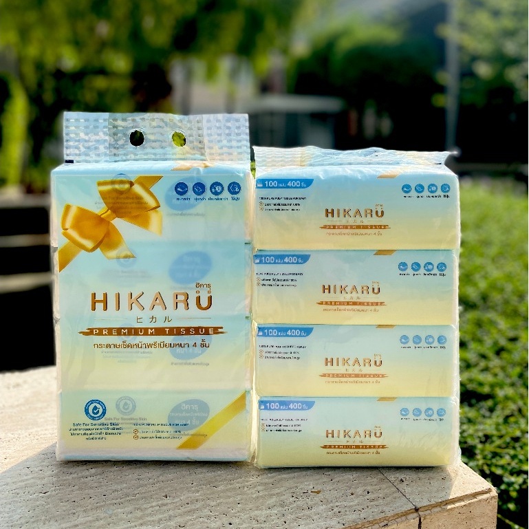 ฮิคารุทิชชู่ ลายของขวัญ พรีเมียมหนา 4 ชั้น ไร้ฝุ่น 1แพ็คหูหิ้วจำนวน 4 ห่อ แพ็คเกจใหม่