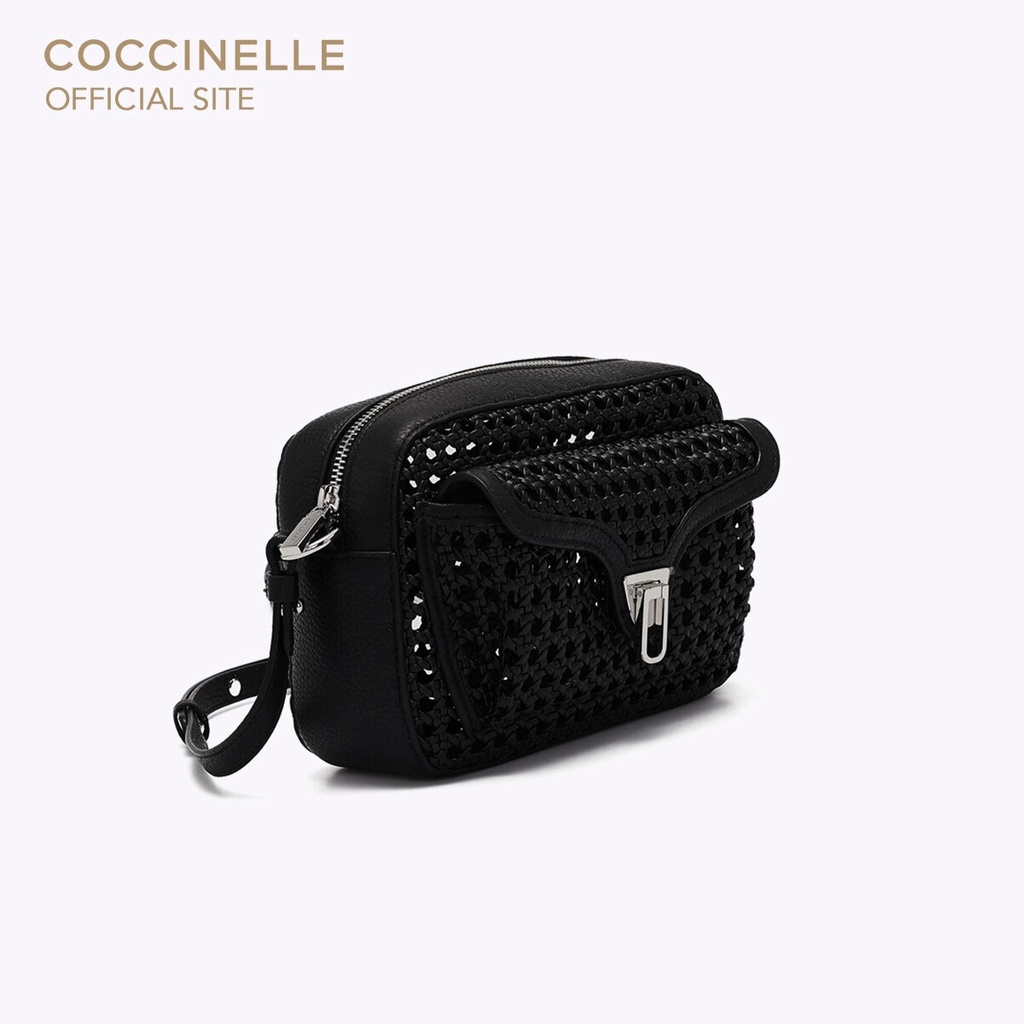 COCCINELLE กระเป๋าสะพายผู้หญิง รุ่น BEAT ECOLEATHER WOVEN CROSSBODY BAG 150201 สี NOIR