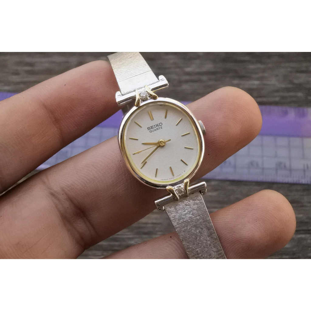 นาฬิกา Vintage มือสองญี่ปุ่น SEIKO ชุบทอง 5421 5250 หน้าขาว ผู้หญิง รูปไข่ ระบบ Automatic ขนาด23mm ใช้งานได้ปกติ