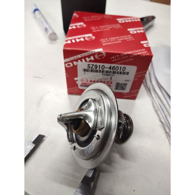 วาวล์น้ำ HINO WO4D แท้ เปิด 76.5 องศา, คอห่านบน WO4D