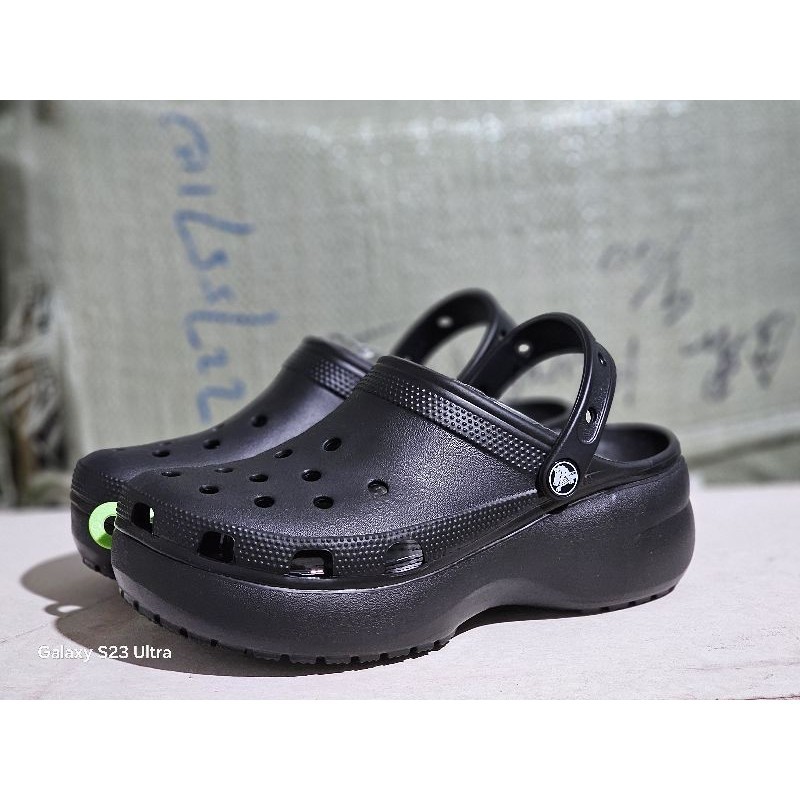 รองเท้าลำลองแฟชั่น สไตล์Crocs Classic Clog (Unisex)