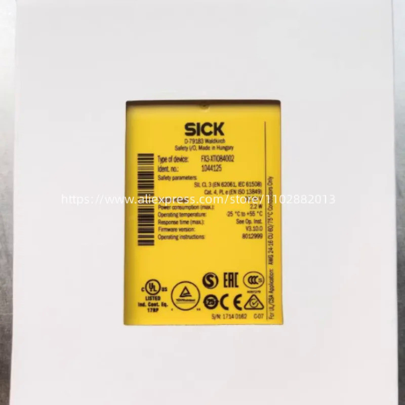 ใหม่เดิมรีเลย์ FX3-XTI084002 FX3-CPU000000