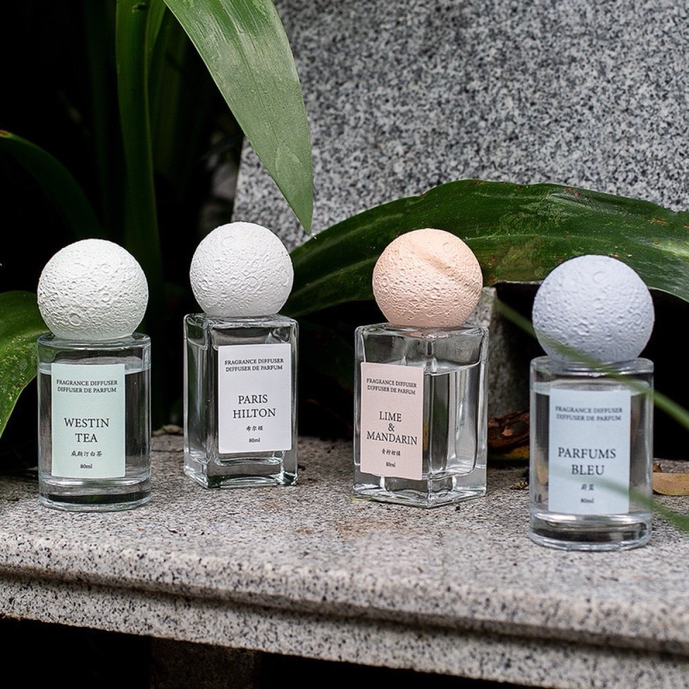 น้ำหอมปรับอากาศ หินภูเขาไฟ อโรม่า โวคแคนิคสโตน Reed diffuser made from volcanic stone ขนาด 80ml.