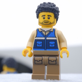 LEGO Wildlife Rescue Worker Blue Vest Town &amp; City