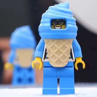 LEGO Crook Ice Cream Blue Police Town &amp; City