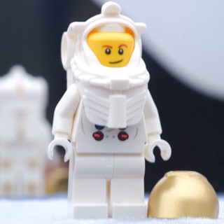 LEGO NASA Apollo 11 Astronaut (10266) Space Town &amp; City