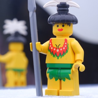 LEGO Islander Female Pirate Town &amp; City