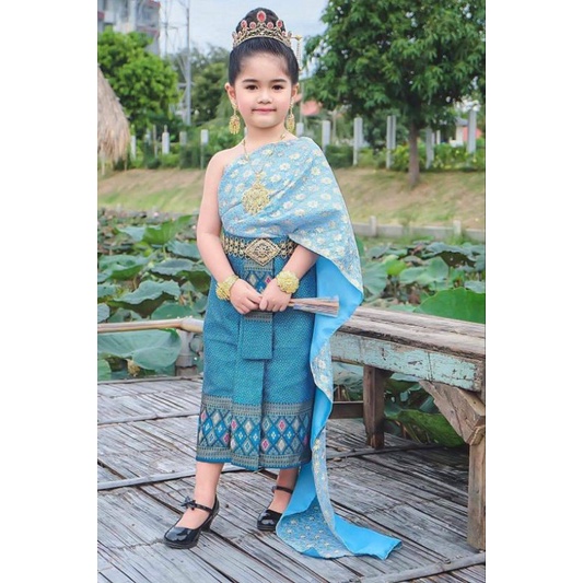 ชุดไทยเด็กผู้หญิงสไบลูกไม้ผ้าถุงหน้านาง