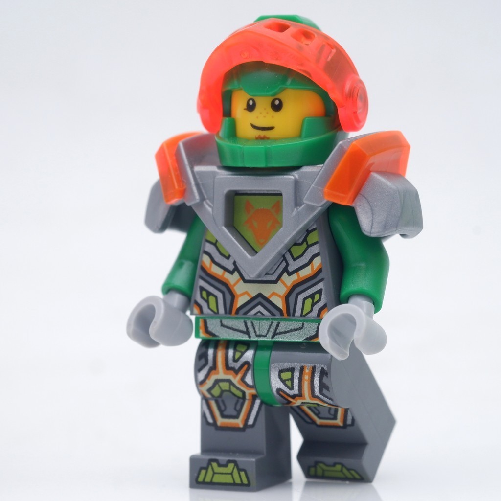 LEGO Aaron Nexo Knights *new