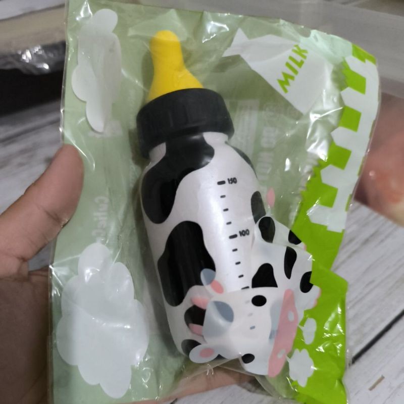 Milky moo-milk bottle iBloom สกุชชี่ขวดนมแท้ไอบลูม ของแรร์ ของสะสม ขอลงใหม่