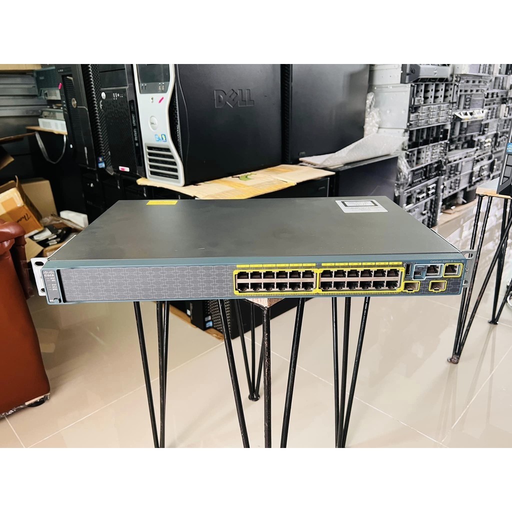 Cisco 2960S-24TS-S switch gigabit 24 port มือสองพร้อมใช้งาน