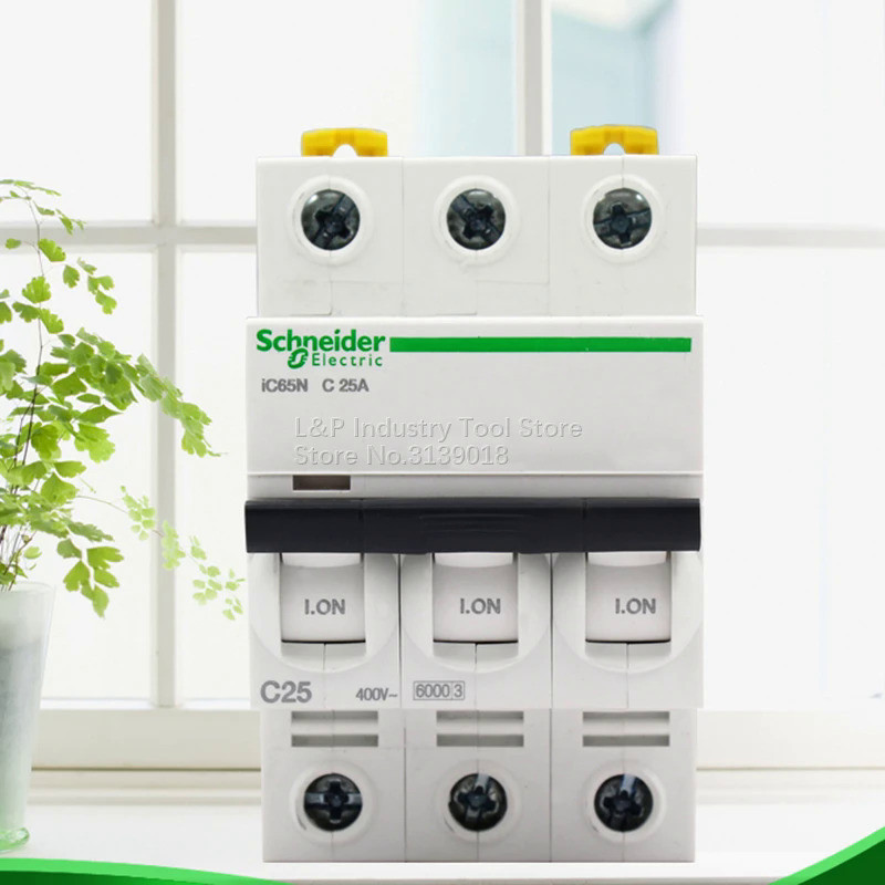 100% ใหม่ Original Schneider IC65N 3P C25A A9F18325สูญญากาศ Mini Circuit Breaker MCB Acti 9 Type C