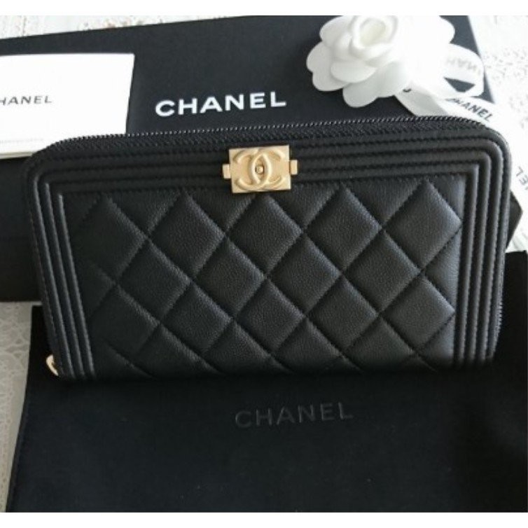 Chanel Limited Boy สีดำพร้อมแชมเปญโกลด์ หัวเข็มขัดทองสองสี ㄇ ซิป คลิปยาว 8 ใบ A80288